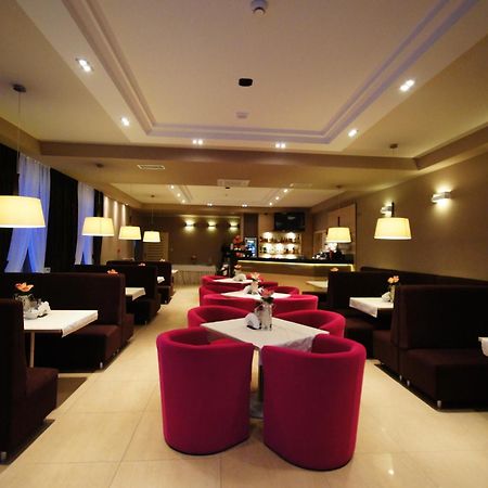 Hotel Hibiskus Boguchwała Eksteriør bilde