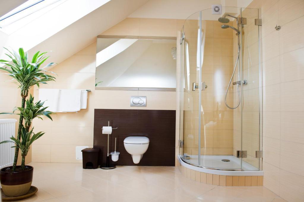 Hotel Hibiskus Boguchwała Rom bilde